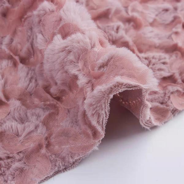 DDP USA No MOQ High Quality Soft 100% Polyester Custom Solid Color PV Velvet Fabric Shaoxing 3D Flowers Embroidery Fabric