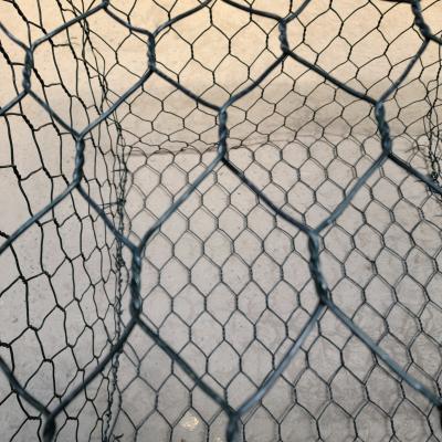 Boîte en gabion immergée avec fil revêtu de PVC galvanisé pour des applications corrosives dans le sol et l'eau