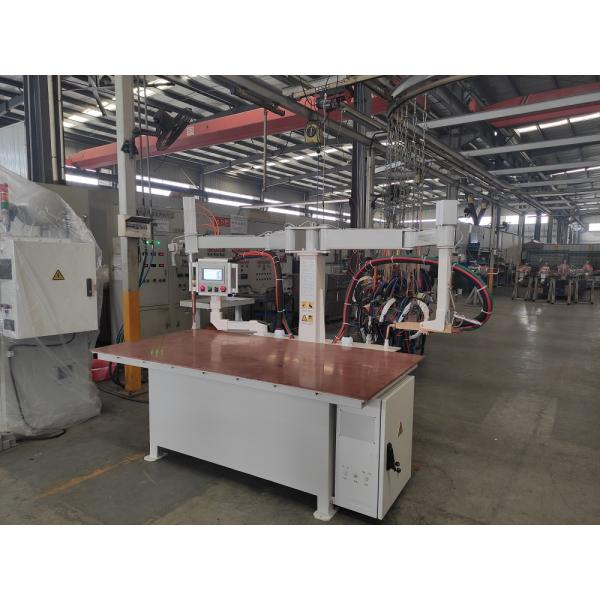 Soldadora de brazo de rocker refrigerada por agua con instalación en el campo y soporte en línea