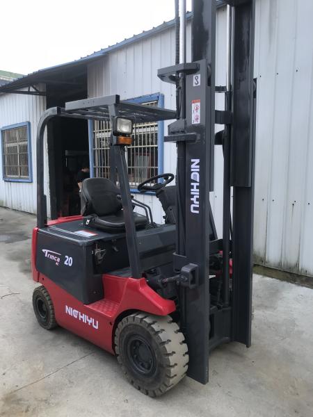 Heavy Duty Diesel Forklift 2t Truck Storage Logistics Loading Unloading Engine As Core Component