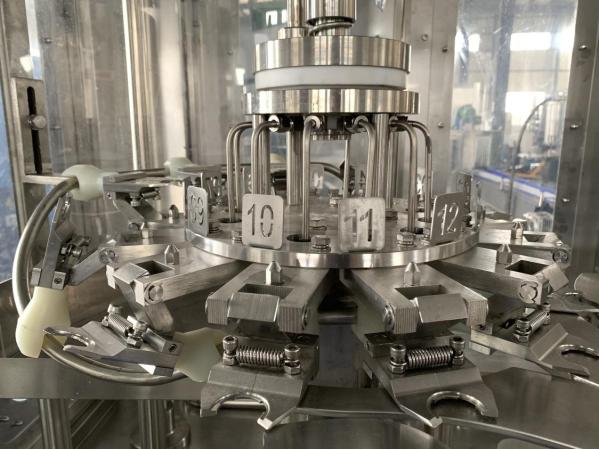 Rotary Type Drinking 1 Liter Water Bottle Filling Machine For Plastic Bottle