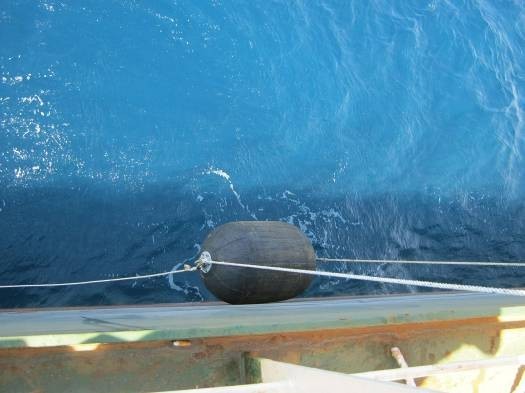 Floating Yokohama Dock Bumper Fender , Pneumatic Rubber Fender Low Counterforce