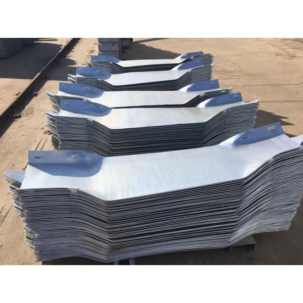 Автодорожная ограждение горячеоцинкованная сталь с использованием материала Q345 SJ345R для безопасности