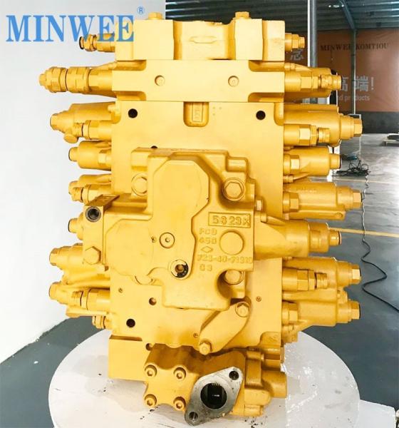 Original excavator hydraulic control valve Genuine PC200-7 control valve  723-46-20402 7234620402 main distribution valv