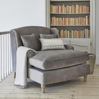 Luxury high quality upholstery office accent chair home funiture sofa chair with velvet wing armrest with nails chair