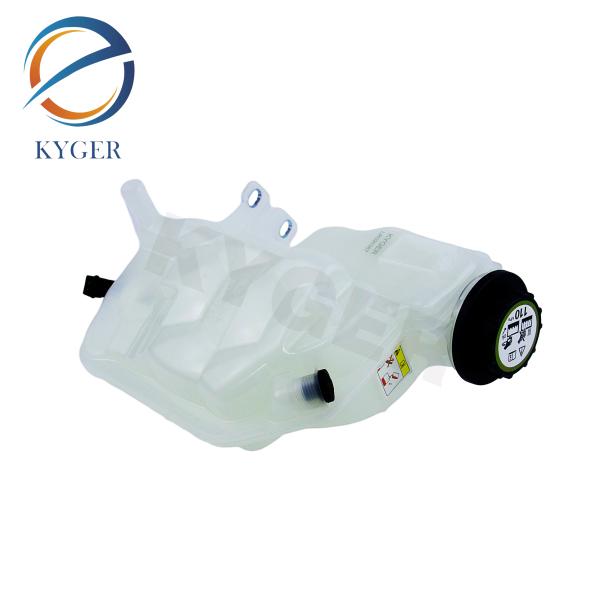 Réservoir d'expansion du liquide de refroidissement du moteur LR020367 PCF500110 LR013663 Réservoir d'expansion du liquide de refroidissement du moteur Récupération du liquide de refroidissement du moteur Bouteille de radiateur pour Land Rover