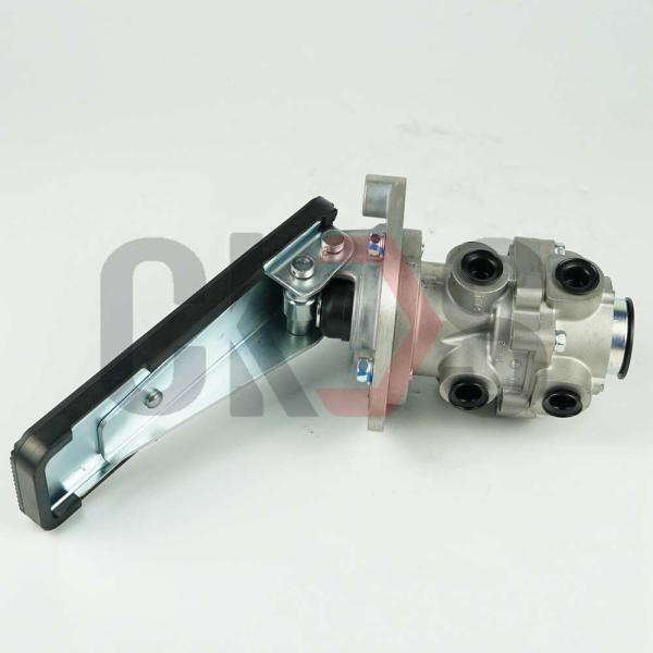 241-02904 цилиндр педального тормоза CK450 CW520 мастерский