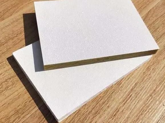 Офисные потолочные доски 600*600 мм или 600*1200 мм