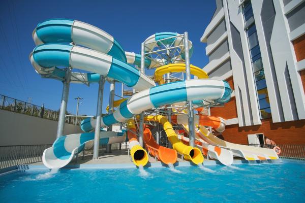 Aqua Water Park Summer Water Games Swimming Pool Water Toy Fiberglass Slide for Children
