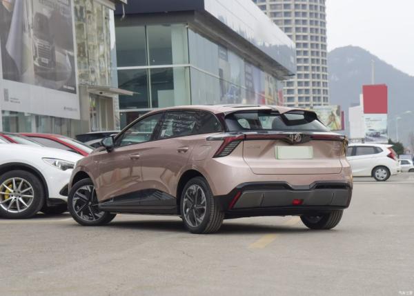 Da milhagem elétrica dos carros 425km de New Energy do carro com porta traseira de MG4 MULAN EV sedan elétrico dos esportes