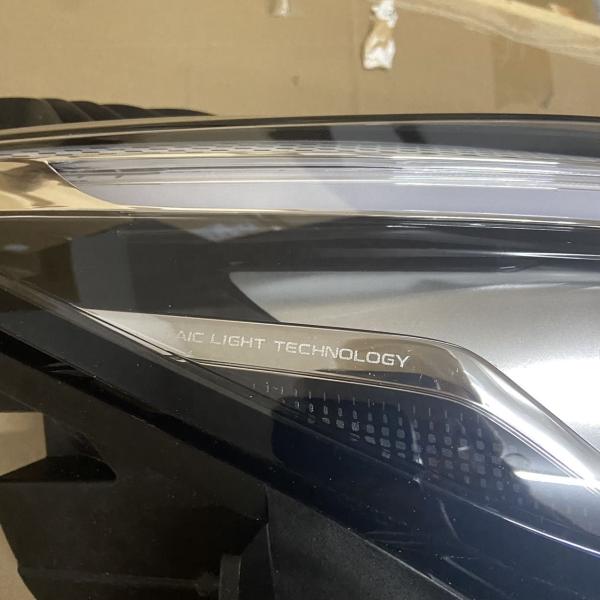 2019- Plastic Headlight Head Lamp Runny Light for MG ZS Left Right White OE 10550754