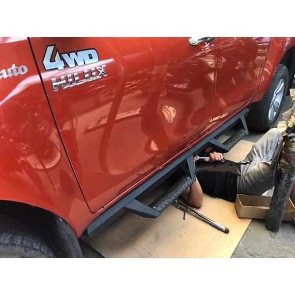 Доски бега оптового металла изготовителя OEM изготовленные на заказ, Адвокатуры шага тележки для Hilux LC NP300 Isuzu тритона