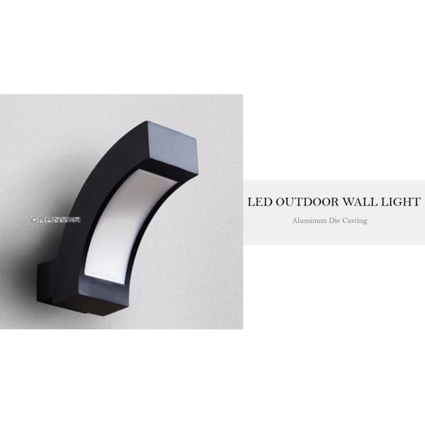 Decorative Vertical 10W Waterproof LED Outdoor Wall Lights For Garden Using