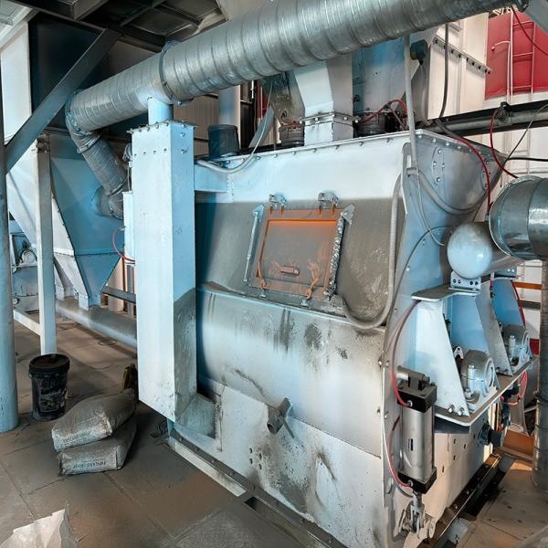 Chemical Dry Powder Dual-axis Non-gravity Mixer In Dry Powder Granular And Horizontal Mixing Equipment