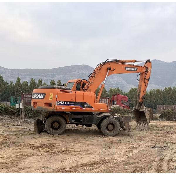 Couleur originale Excavateur à roues Doosan DH210W-7 en bon état/Excavateur à roues Doosan à vendre