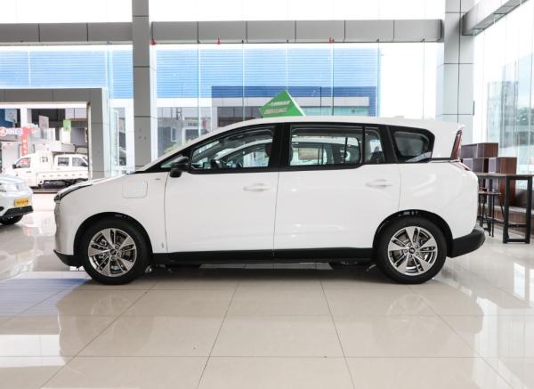 2024 Faw Bestune NAT Pro E05 EV Carro SUV grande 7 lugares MPV para energia veículo elétrico
