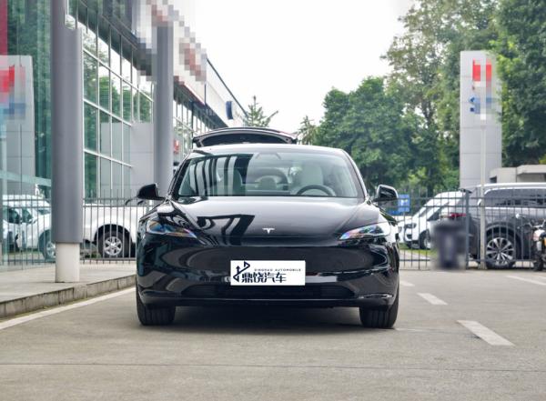 2024 Fashion Tesla Electric Vehicle 194KW Fast Electric Cars Tesla Model 3 Cars