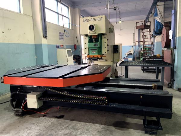 2kw Power CNC Punching Machine