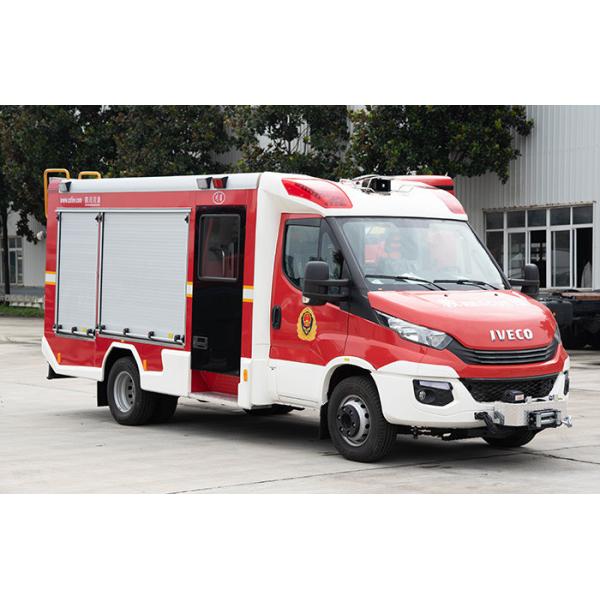 DAILY Small Fire Truck with 3000L Water Tank and Rescue Tools