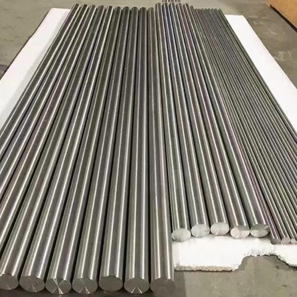 Titanium Round Bar Forgings Rolling Polished ASTM B348 ASTM F136 Annealed with 4.51 g/cm3 Density and Customizable Length