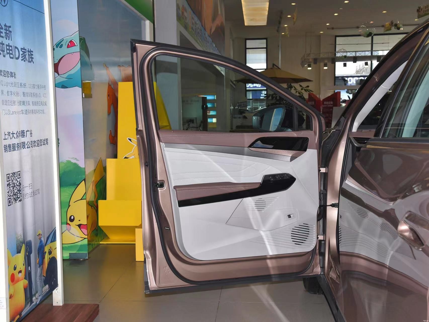 VW ID6 x 2022 используемого места двери 7 PURE+ 617km 83.4kwh EV средних больших SUV 5 нового/