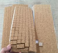 Proteção de superfícies de móveis com almofadas de cortiça auto-aderentes espessura natural 1/8 polegada