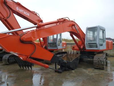 Limpe a máquina escavadora hidráulica usada cabine 200 de Hitachi com o motor e a bomba originais