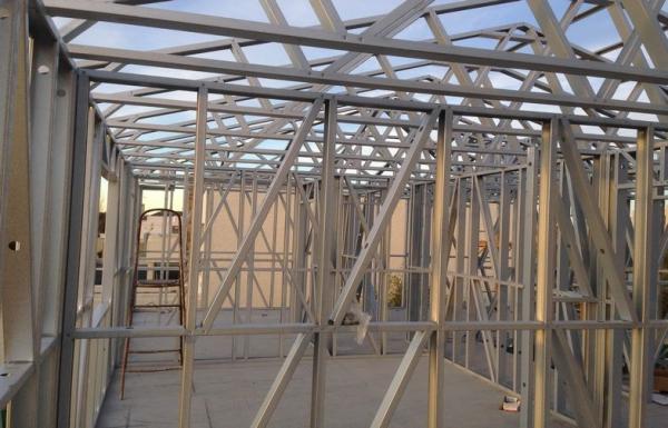Monte rapidamente a casa de campo pré-fabricada clara da construção de aço no padrão de AU/EU/US com de dois andares