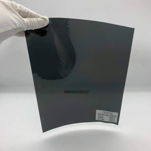 PELÍCULA NANO CERÁMICA TS-05100 PARA PROTECCIÓN DE PRIVACIDAD EN VENTANAS DE AUTOMÓVILES