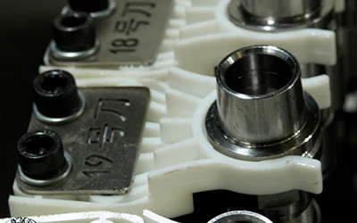 Прецизия 11 Оси CNC-машина для ювелирных изделий Обработка металла 3.7Kw