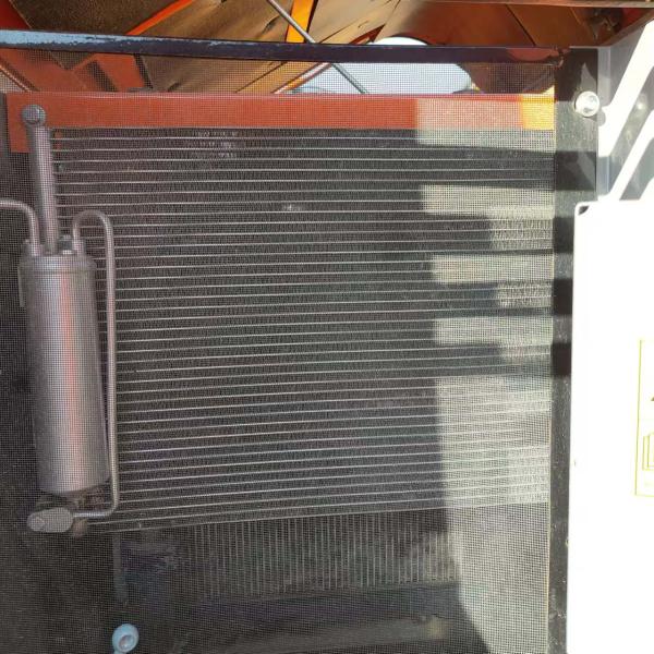 Excavateur Hitachi ZX75 avec système de transmission hydraulique avancé et régulateur proportionnel électrique