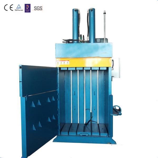 PET Hard Plastic Recycling Machine , Plastic Baler Machine Packing Recycle Bottle