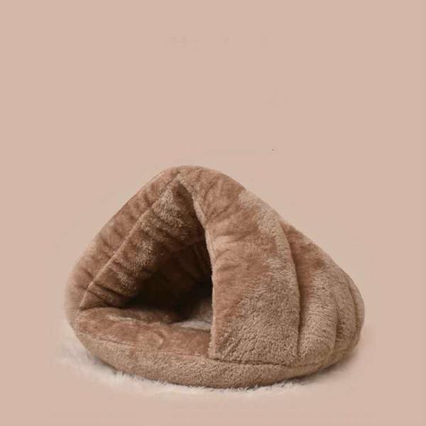 Поставки любимца тапочек зимы дома любимца дома собаки кровати кота треугольника теплые Semi закрытые