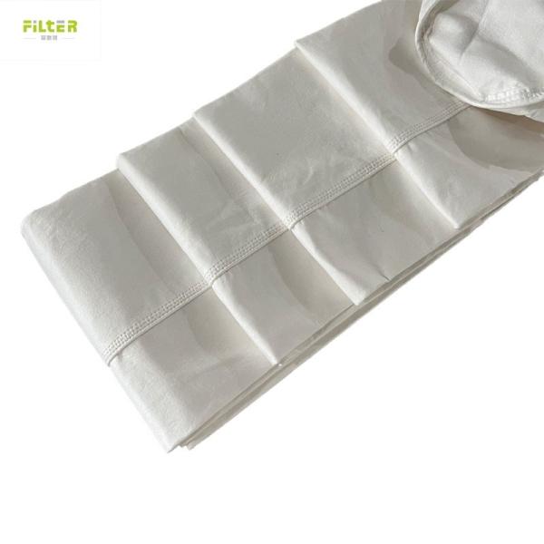 Filtre à aiguille Nomex PTFE Polyester Filtre à poussière Manche PPS Collecteur de poussière Filtre à sacs Pour l'usine de ciment Asphalt 450-550GSM