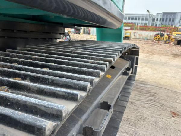Used Kobelco SK200 Excavator 20.7T with 118kW Engine