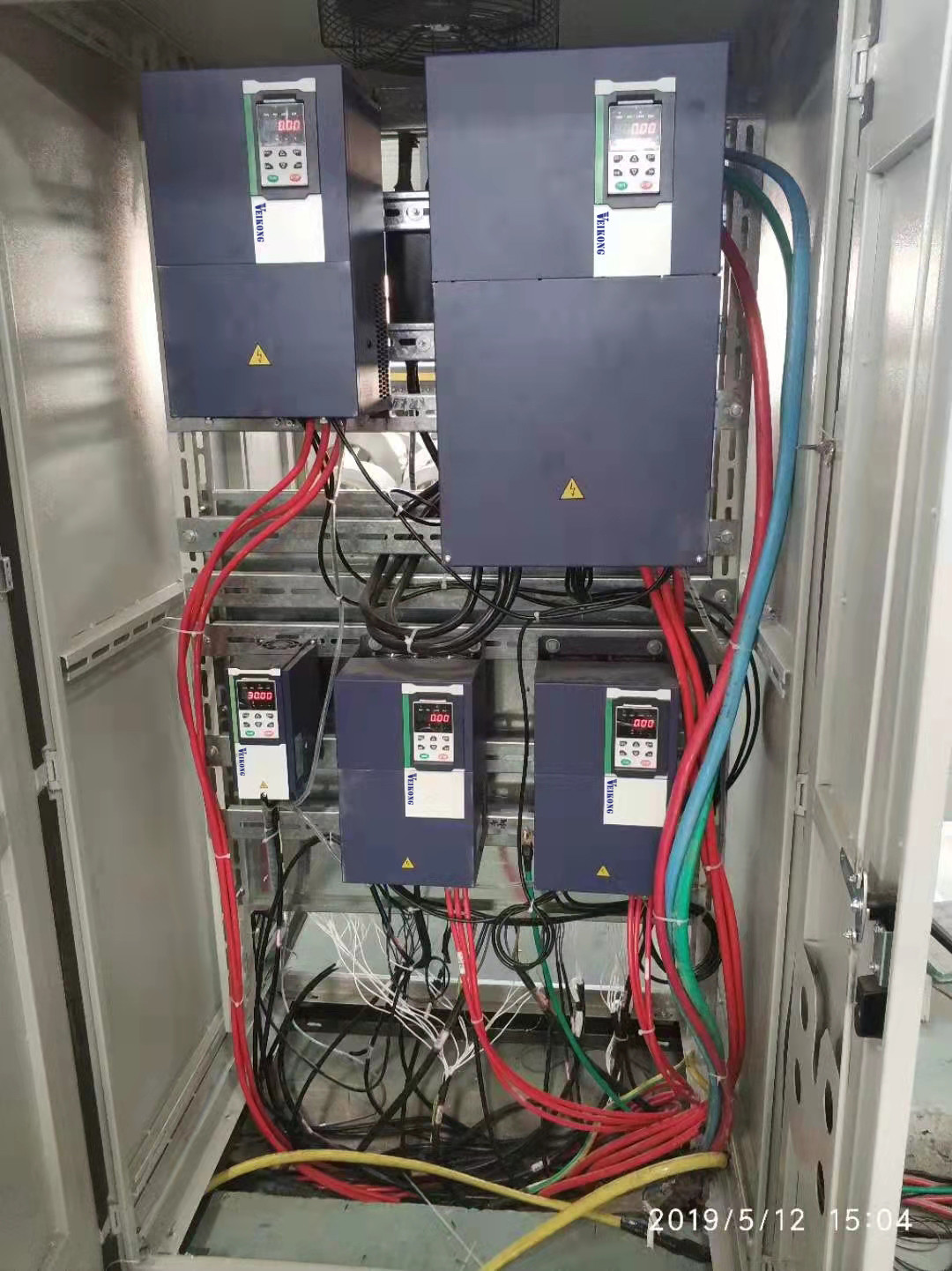 Стабильный 11КВ 380В VFD500 Серия переменной частоты привода для 3-фазного асинхронного двигателя