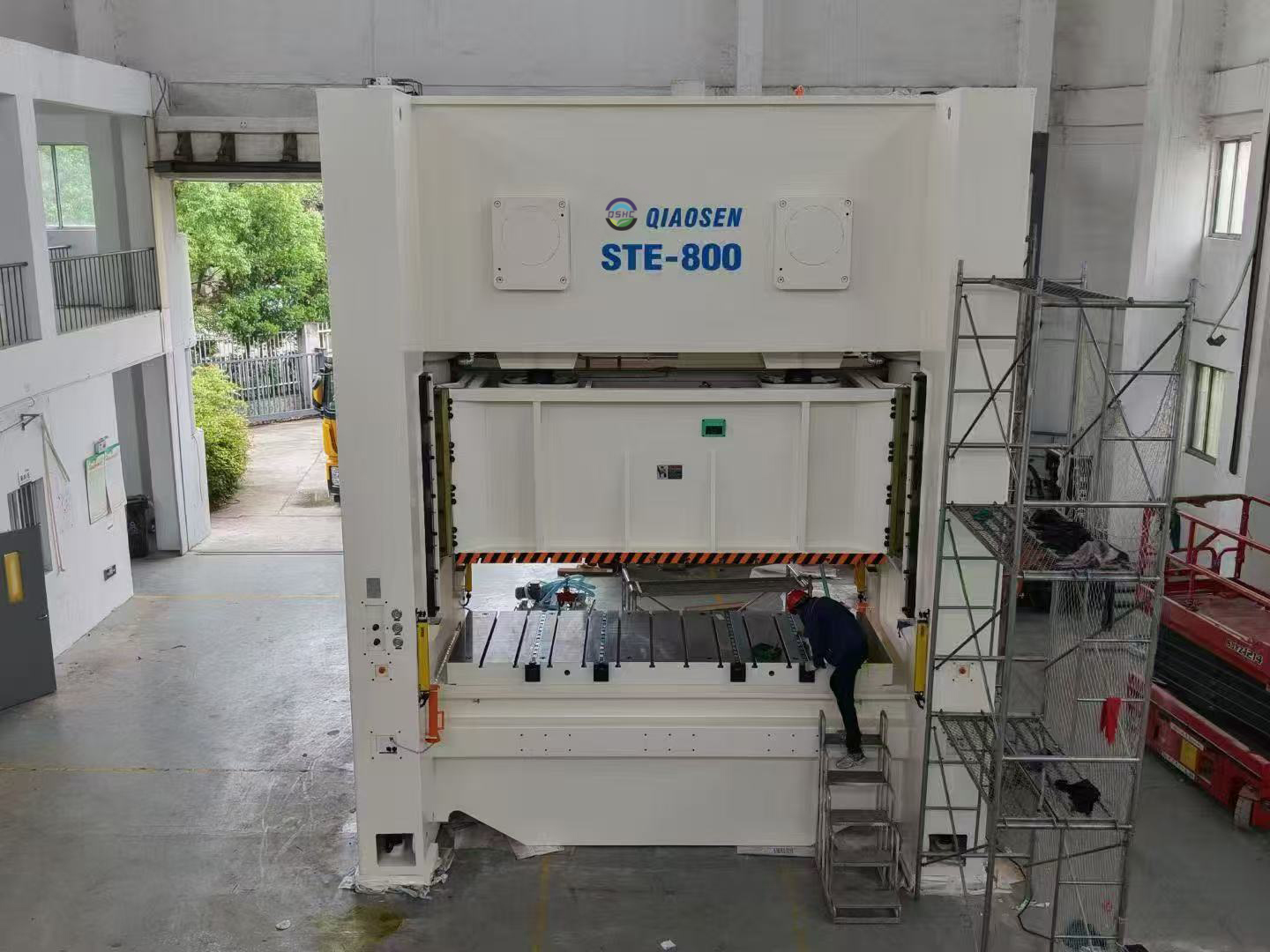 High Precision Custom Metal Straightening Machine for Sheet Metal Coil Leveling
