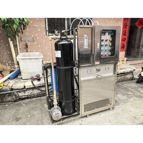 Vertical 15 Tonnes Per Day Reverse Osmosis Seawater Desalination System