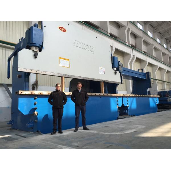 Precision CNC Hydraulic Press Brake with Servo Motor Back Gauge and Ball Screw Linear Guideway for ±0.05mm Accuracy