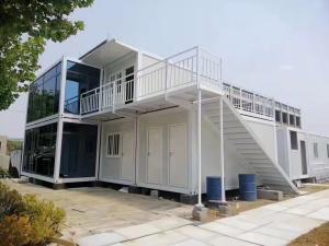 喫茶店のプレハブの容器によってはプレハブの店のプレハブの建物が家へ帰る