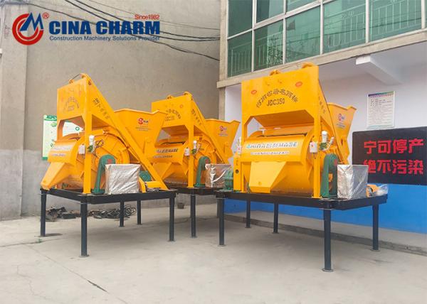 1.8T Portable Cement Mixer , Hydraulic Mixer Machine With 14m3/H Capacity