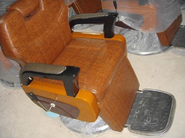 hair salon furniture ,hair salon chair ,barber chair ,triditional barber chair A-004