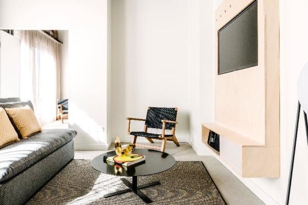 Kampong Cham custom hotel furniture suppliers for interior design of TV wall mounted cabinet and bedroom wardrobe