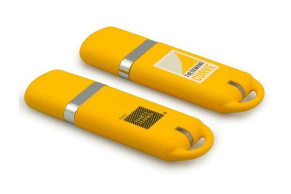 Plastic 3.0 8G USB blue color with customized logo and package