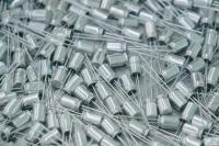 2Électrolyseur à oxyde solide de 0,5 V 2.4.1 Condensateurs solides de polymère d'aluminium conducteurs