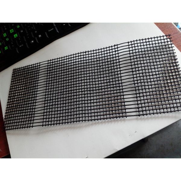 Heat-Resistant PTFE Mesh Fabric with Chemical Resistance and Non-Stick Surface for Conveyor Belts