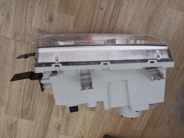 Hyundai HD 120 HD 210 Truck Parts Front Head Lamp OEM 92101-6B003 92102-6B003