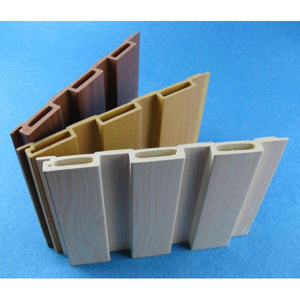 PVC Slatwall клееной древесины обшивает панелями для украшения выставочного зала