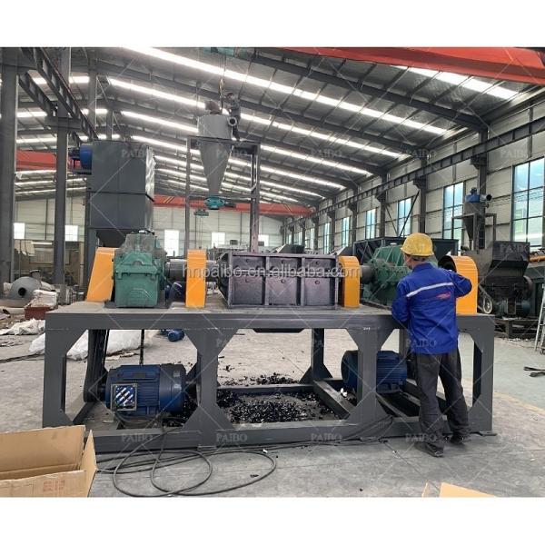 Melhore o seu processo de reciclagem com equipamento de trituração de sucata de metal de duplo eixo de 45kW