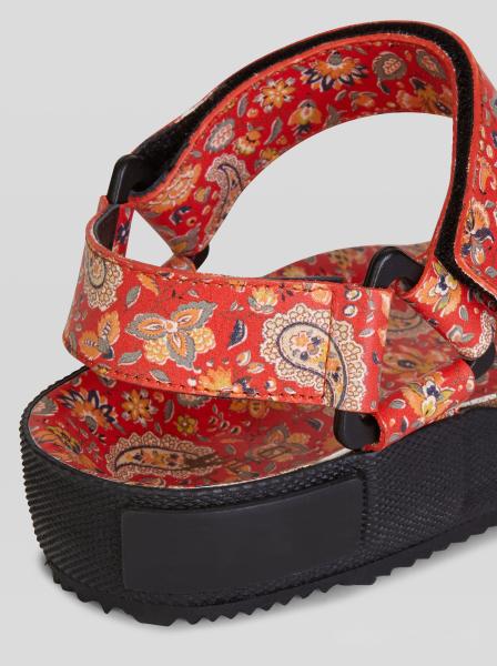 Open Toe Flat 9inch Slip On Casual Sandals Hard Wearing Printed Flower Straps